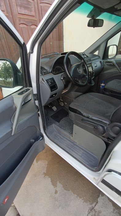 Mersedes vito srochni sotiladi