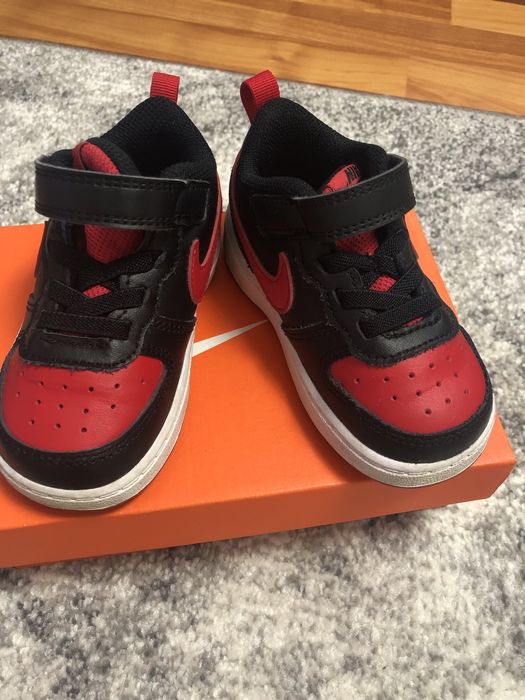 Nike bebe marimea 22