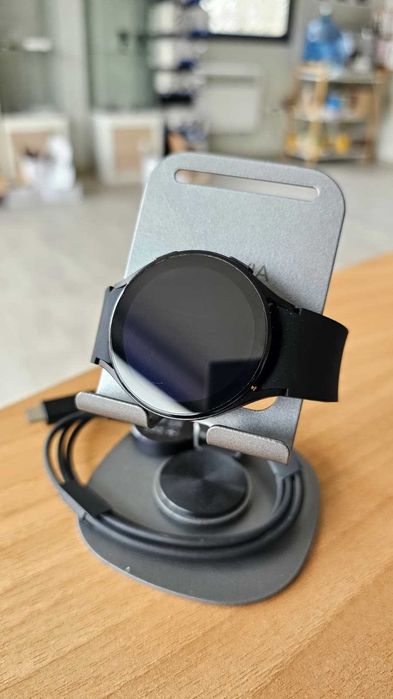 Samsung Galaxy Watch 5 - LTE - 44mm - Grad A Negru