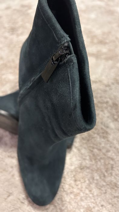 Дамски боти с ток