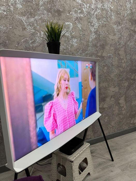 Сдам 1,5 Евролюкс Площадь РЕСПУБЛИКИ