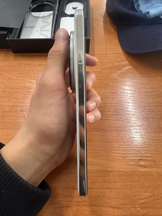 Vivo x200 pro 256/12