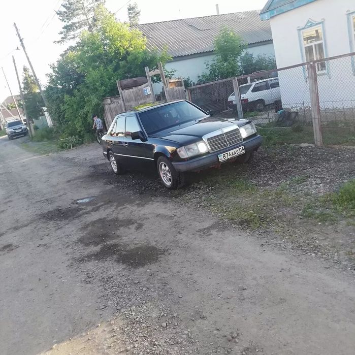 Мерседес 124 е300