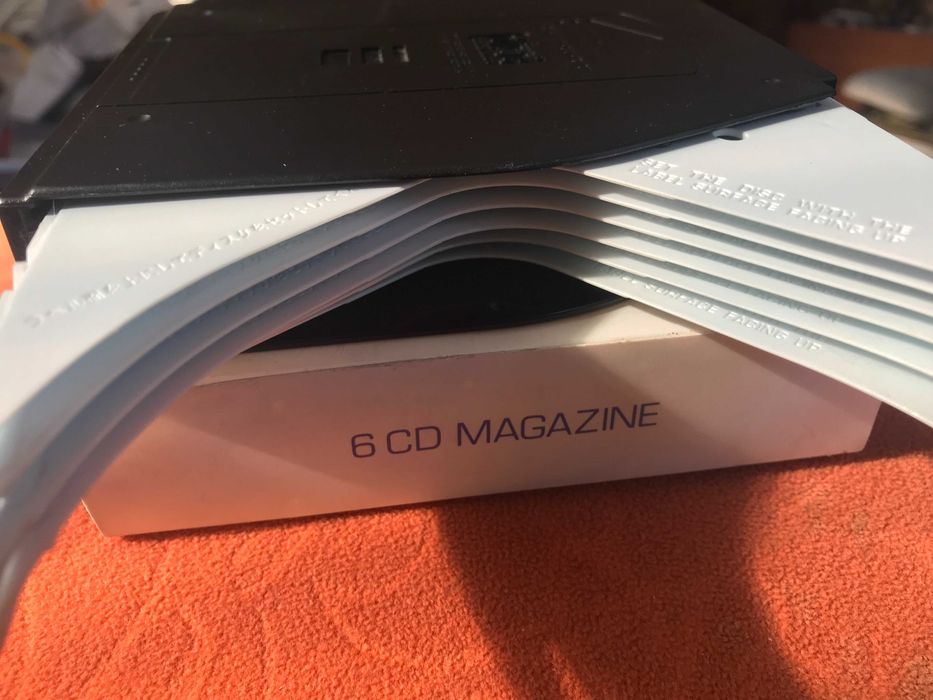 Бокс  для дисков