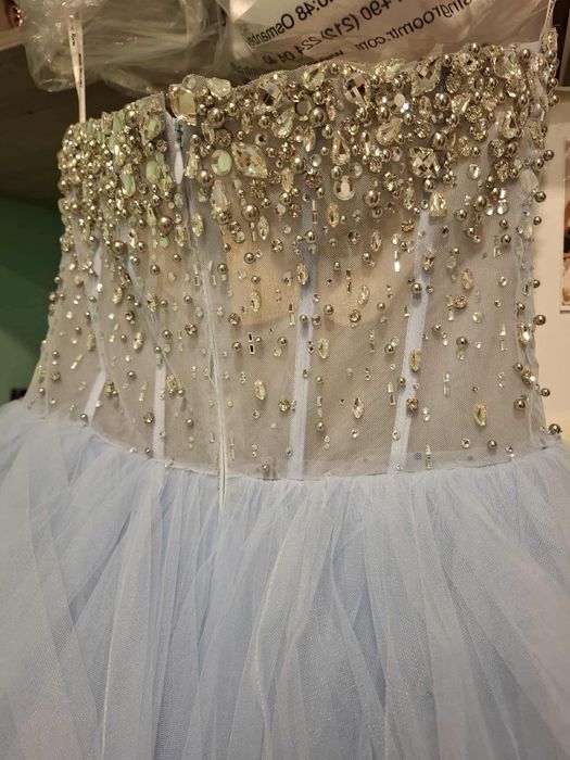 Продавам рокля - S/M