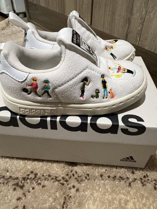 Обувки  23 номер