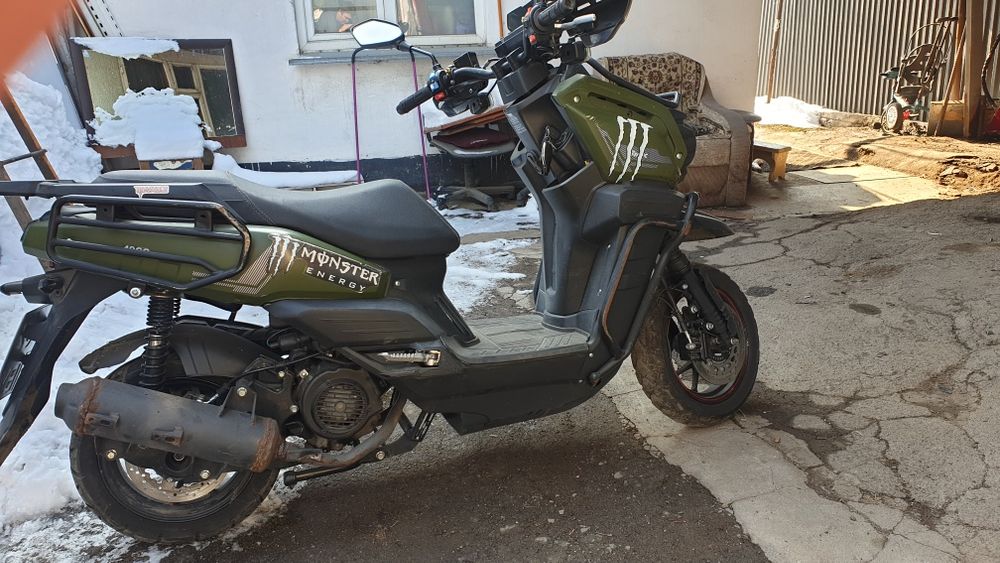 Мопед, Скутер, Танк Tank