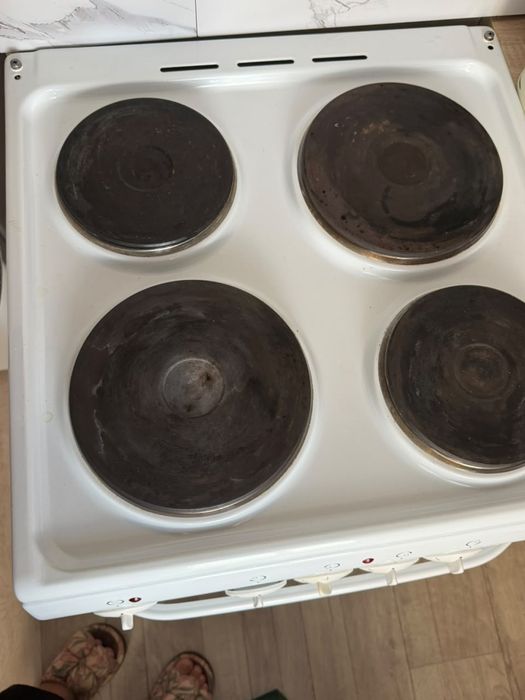 Продам элекстрическую плиту
