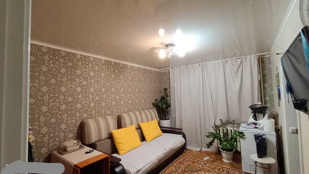 Продается  2-комн кв