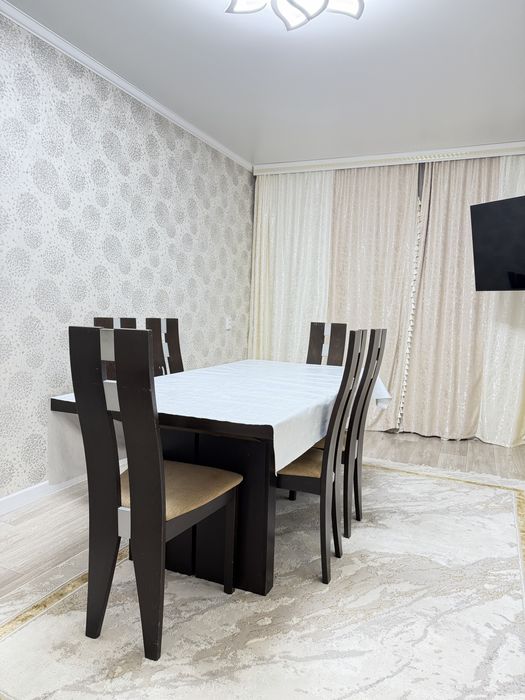 Стол +6стульев.