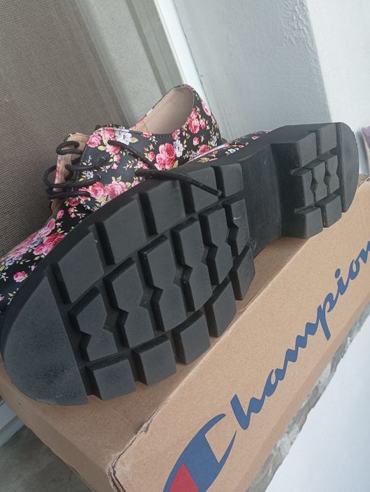 Ежедневни обувки 39 номер