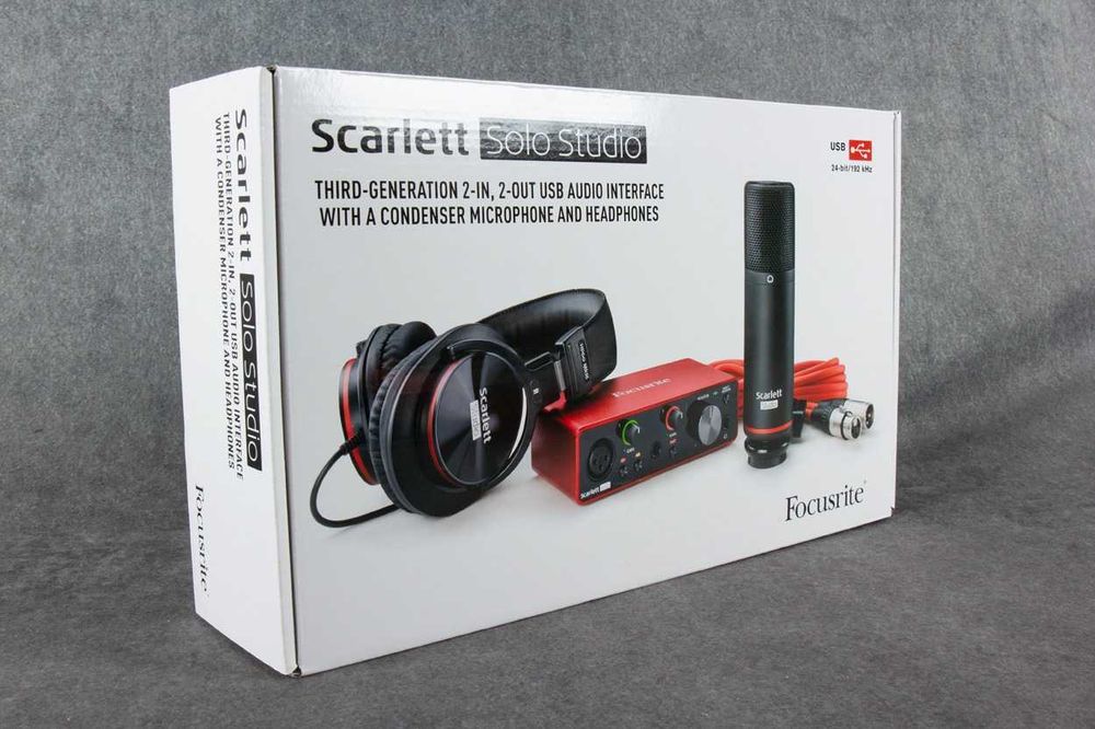 Kit Complet Focusrite Scarlett Solo Studio 3rd Gen - NOU (Doar probat)