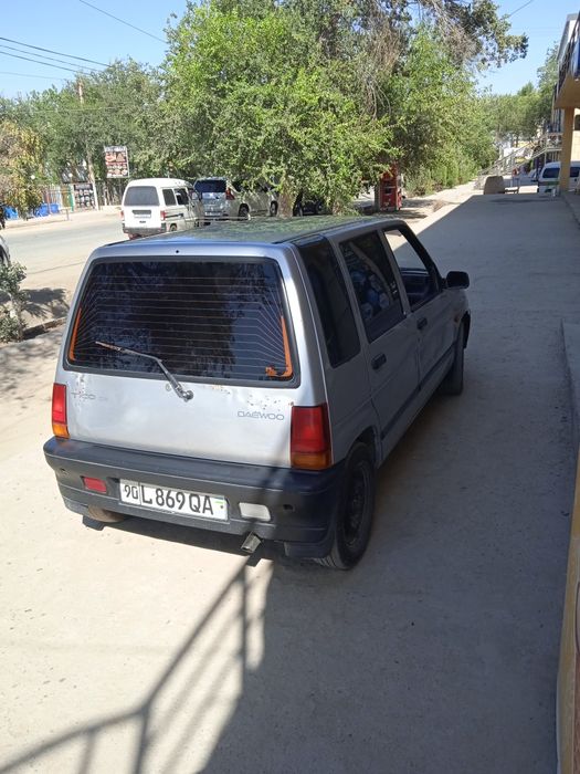 Daewoo tico sotiladi radnoy kraska