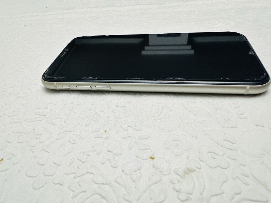 iPhone 11 128 гб