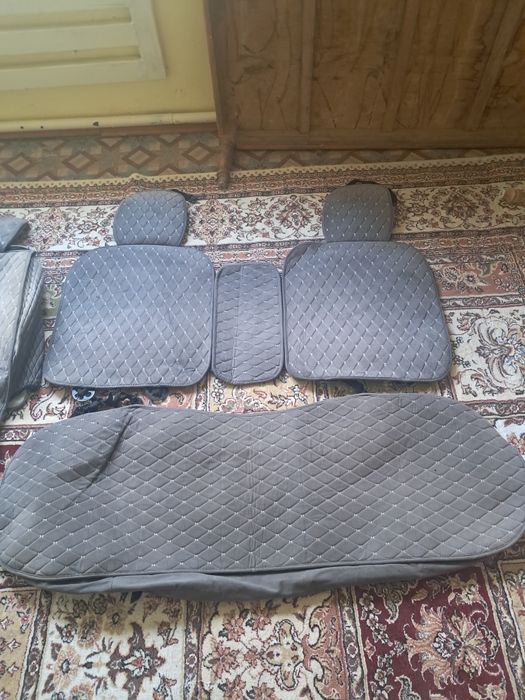 Продам чехолы на автомобиль