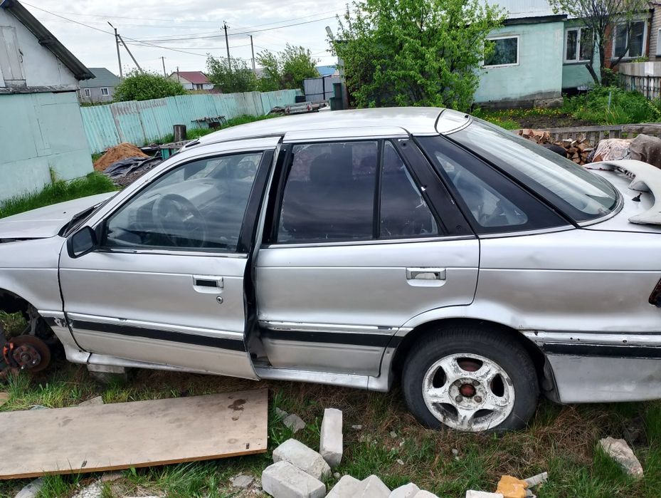 Продам Митсубиси Лансер