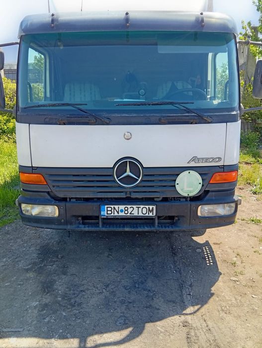Mercedes Benz 815