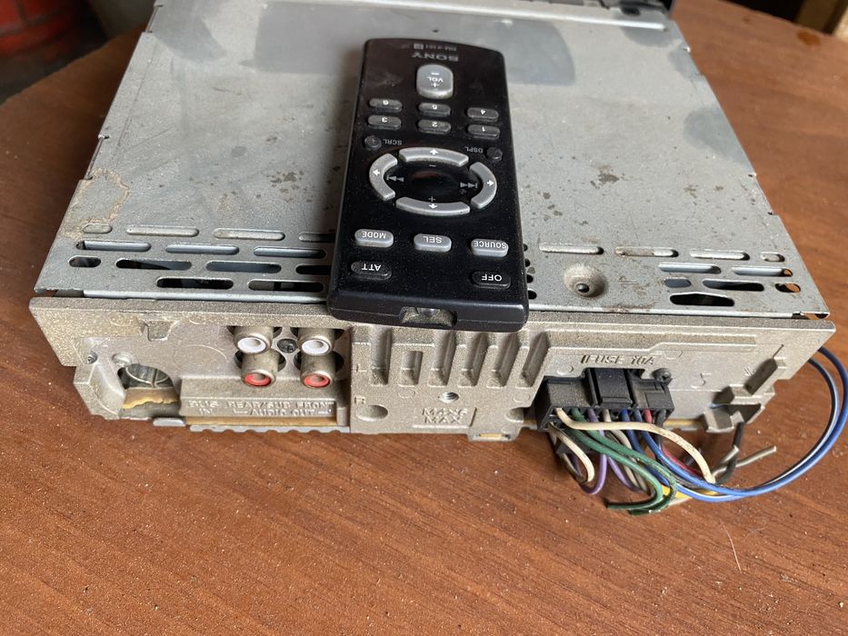 Продам автомогнитола SONY