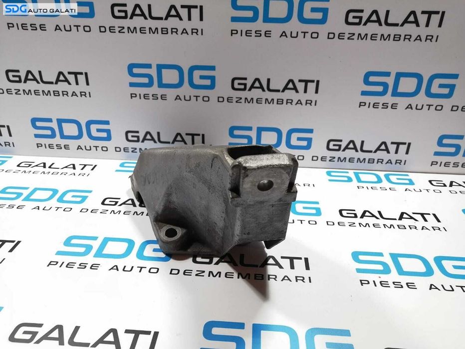 Suport Tampon Motor Stanga Seat Exeo 1.8 TFSI CFMA 2009 - 2014 Cod 8E0199307A