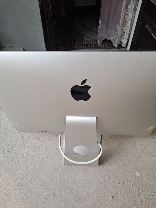 Imac срочно сотилади