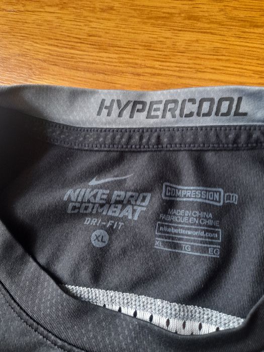 Nike pro combat дамски клин и тениска M- L размер.