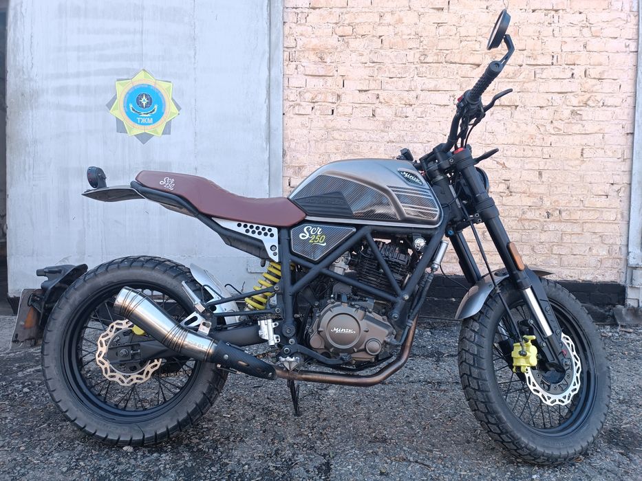 Продаю мотоцикл MINSK SCR 250