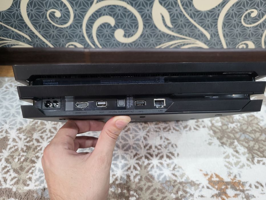 Sony playstation 4 pro