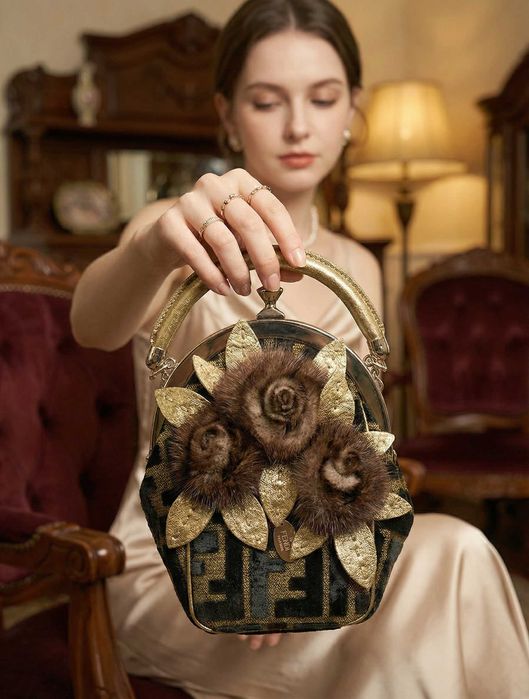 Fendi Selleria Velvet Mink Fur Flower Geanta