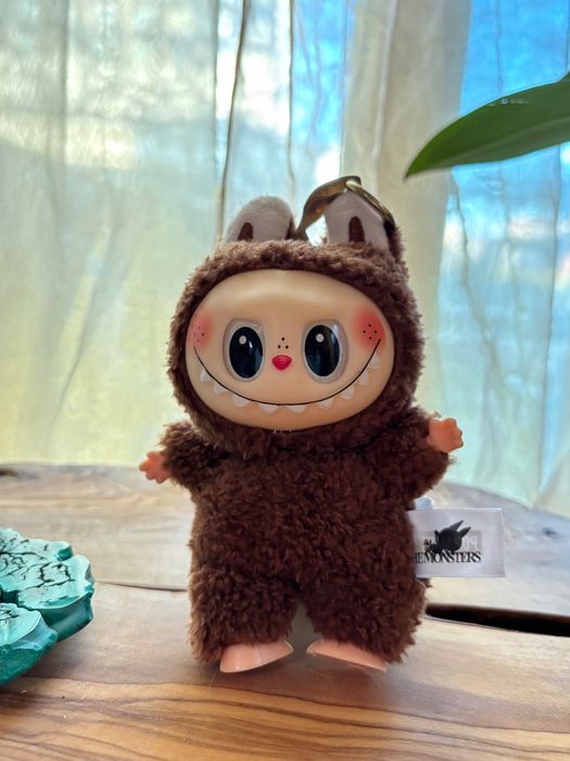 Лабубу кафяво, запазено