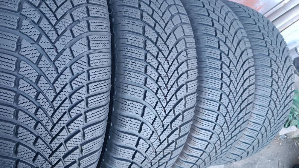225/60/18 Bridgestone Дот 2523