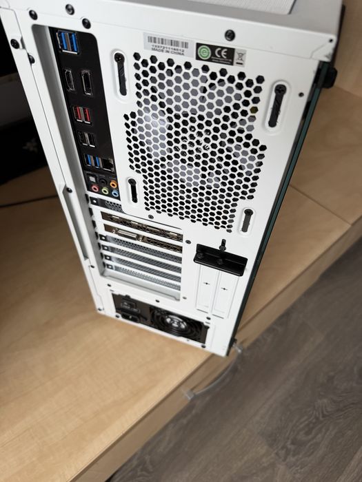 Pc Gaming AMD Ryzen 7 3700 x /placa video Zotac 1080 8 gb