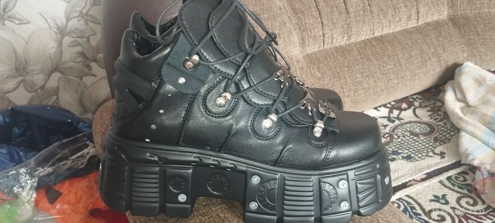 подрастковые готические кросовки