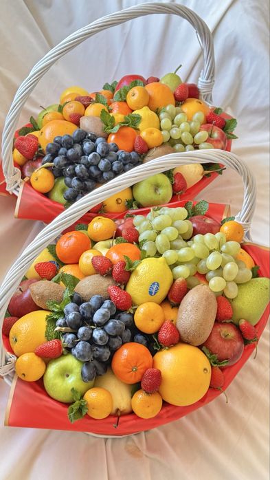 Киндер торт букет корзина