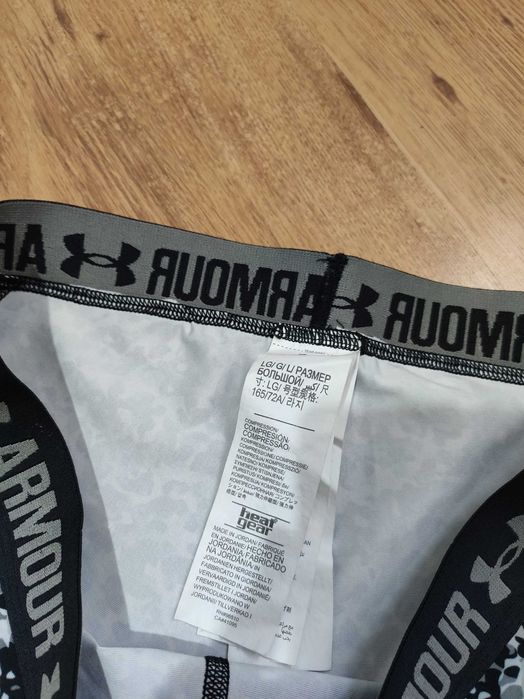 Pantaloni scurti compresie de dama Under Armour marimea L