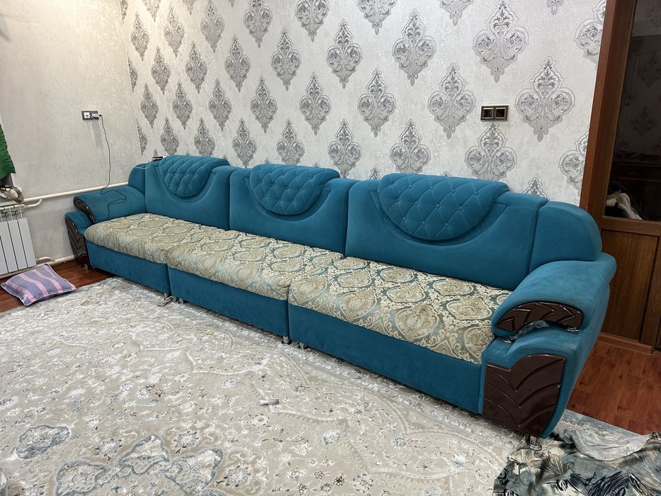 Диван Г образный 400смх50см