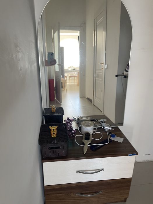 Зеркало-Айна, тумба-2