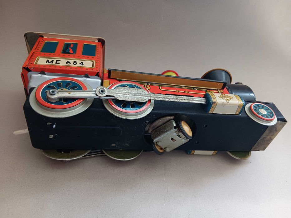 Jucarie Locomotiva din tabla Chinezeasca ME 684, de colectie,Perioada comunista RSR