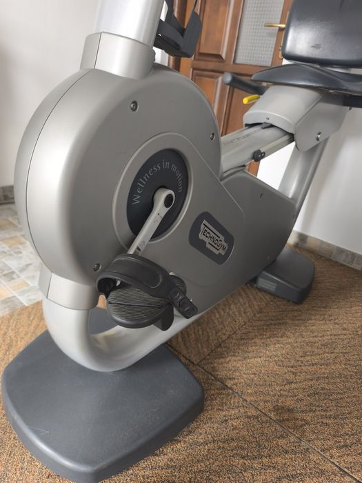 Bicicleta TechnoGyM Forma