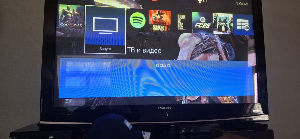 Продам Sony плейстейшн 4