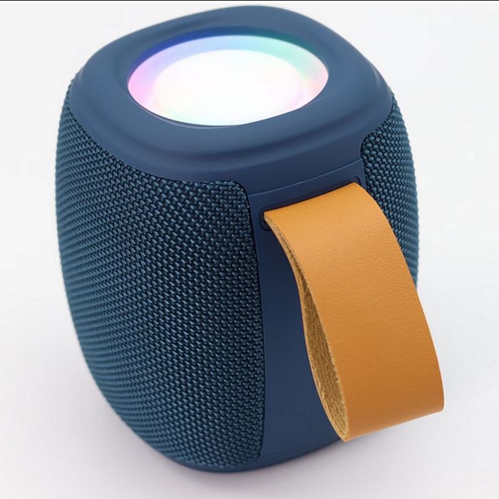 Нова мини преносима/bluetooth колонка Akai