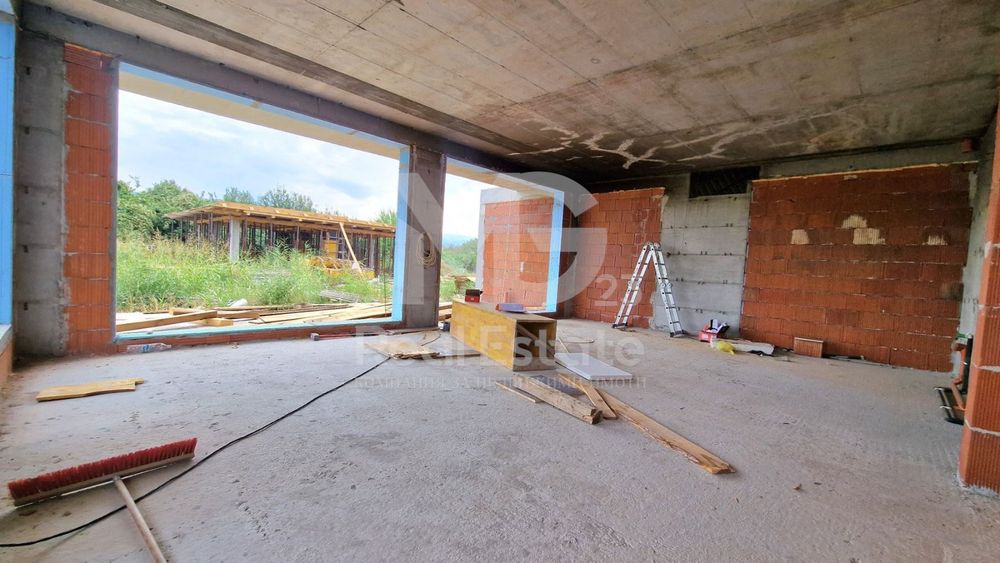 Къща в Пловдив-Беломорски площ 248 цена 350000