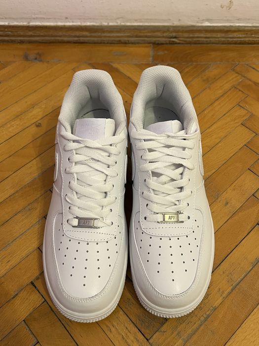 Air Force 1 Low Triple White