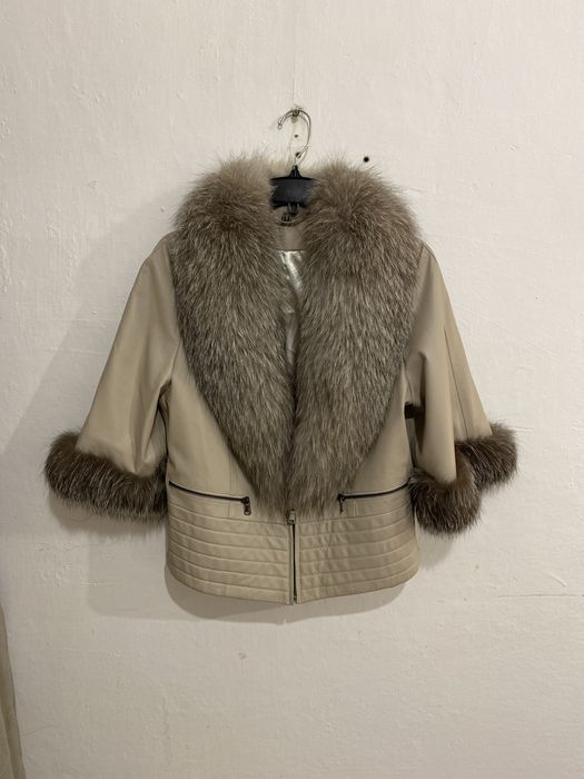 Продаю НОВУЮ шубу!!