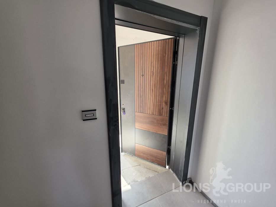 Продава се Двустаен апартамент в Варна, Виница - 45 кв.м за 850 €/кв.м - Снимка #2