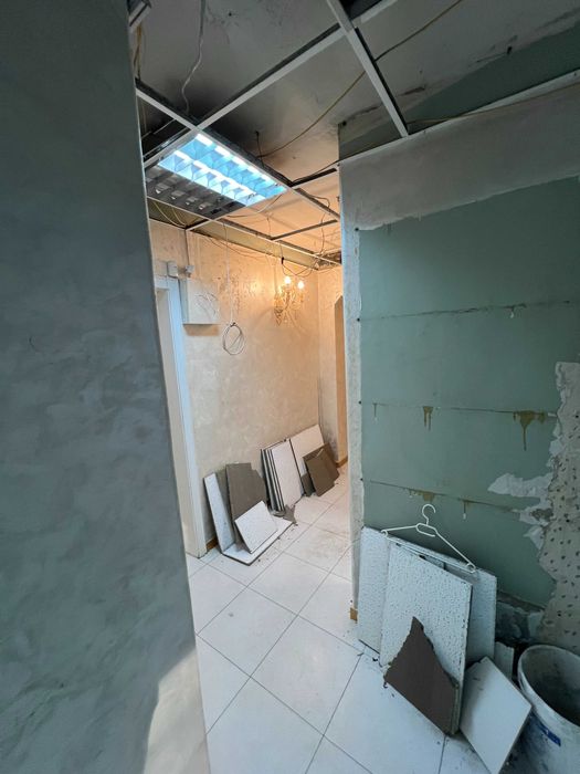 Голям офис под наем в ж.к. Младост 1 до Макдоналдс