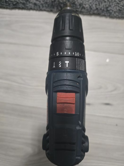 Autofiletanta cu percuție bosch gsb180li