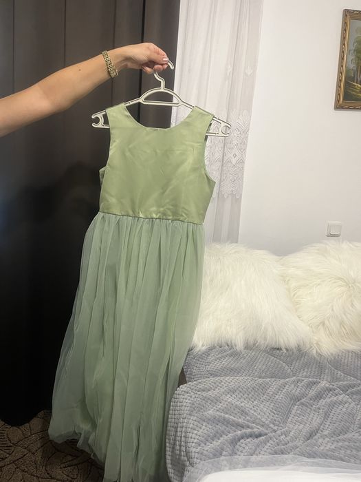 Зелена официална рокля за 12-13 г