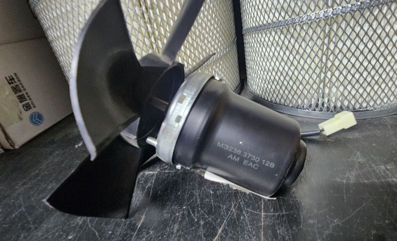Моторчик отопителя с крыльчаткой УАЗ