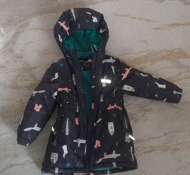 Куртка на девочку демисезонная