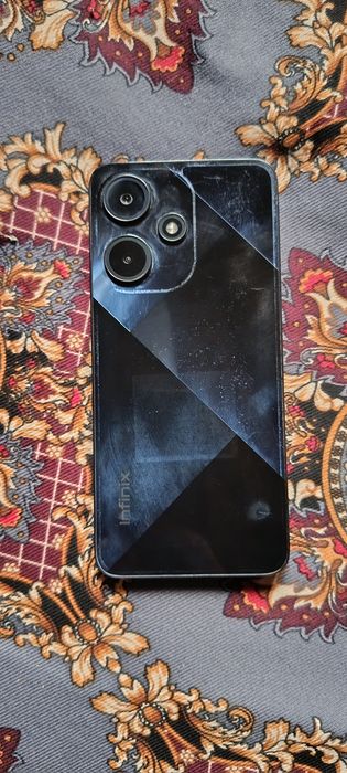 Infinix Hot 30 i